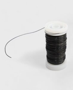 Alambre para flores y plantas, resistente y duradero. Alambre técnico muy utilizado en la elaboración de estructuras de flores y todo tipo de arreglos florales.